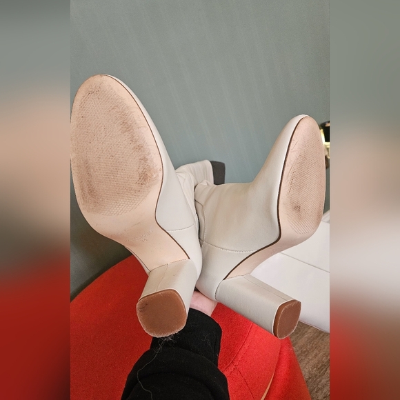 ZARA Leather Knee high boots in Bone. Size 6 - Picture 14 of 16